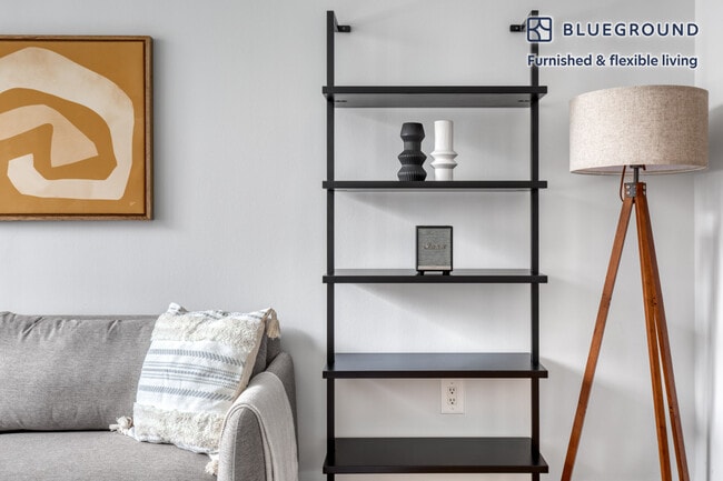 Photo - 180 Riverside Blvd Unit FL17-ID820