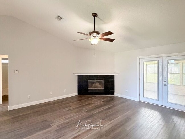 Photo - 2520 Southern Oaks Dr