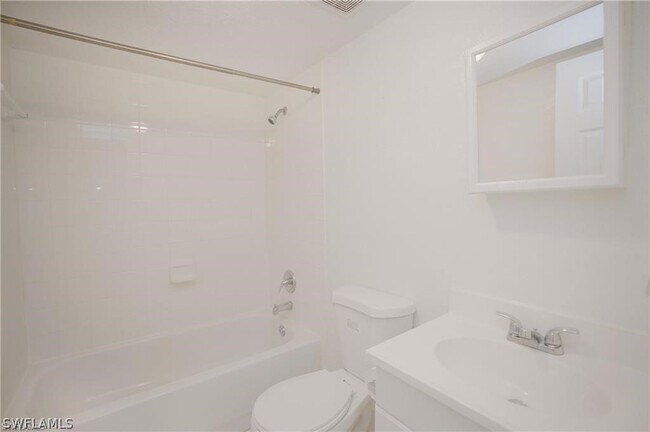 Photo - 4635 Bayshore Dr Unit P7