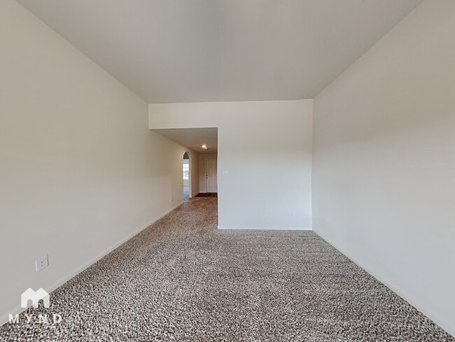 Photo - 116 Bandana Cir