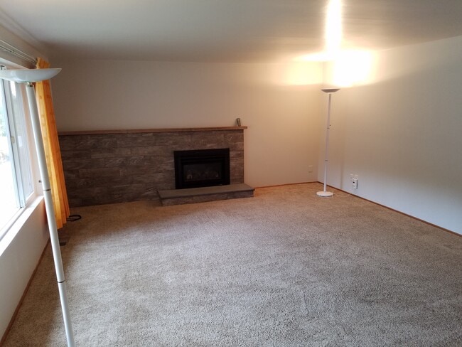 Photo - 2393 Loerland Ln