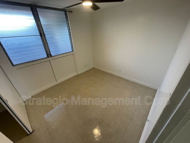 Photo - 1019 Pawa?a Ln Unit 14