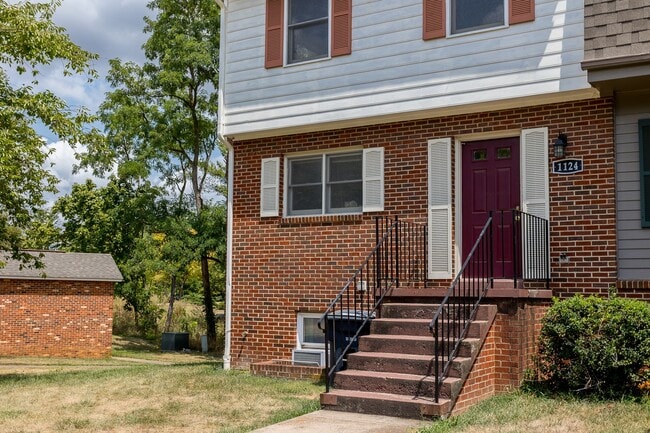 Photo - 1124 Mountain View Dr