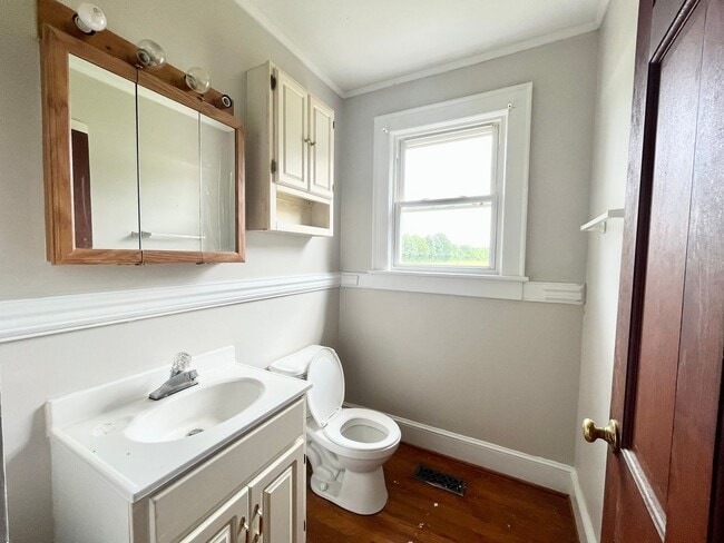 Photo - 1448 Northside Rd