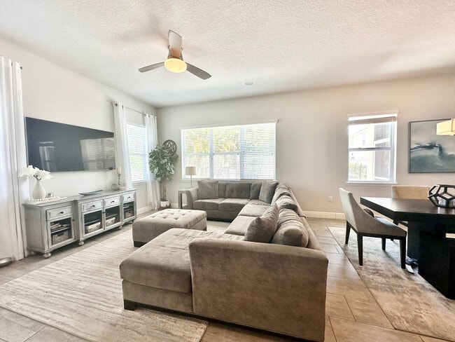 Photo - 7602 S Kissimmee St