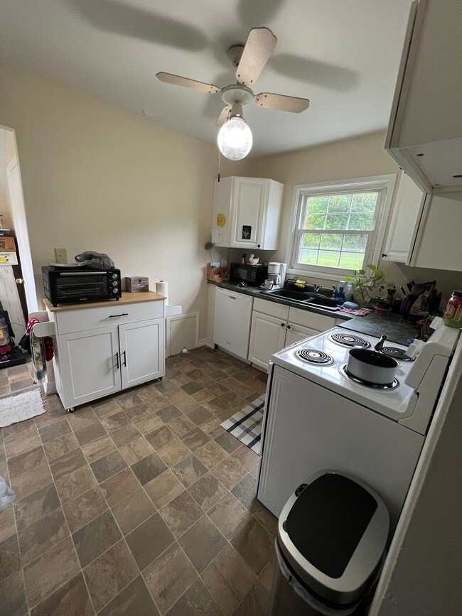 Photo - 1242 E Fair Ave