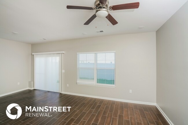 Photo - 2101 Paddle Wheel Dr