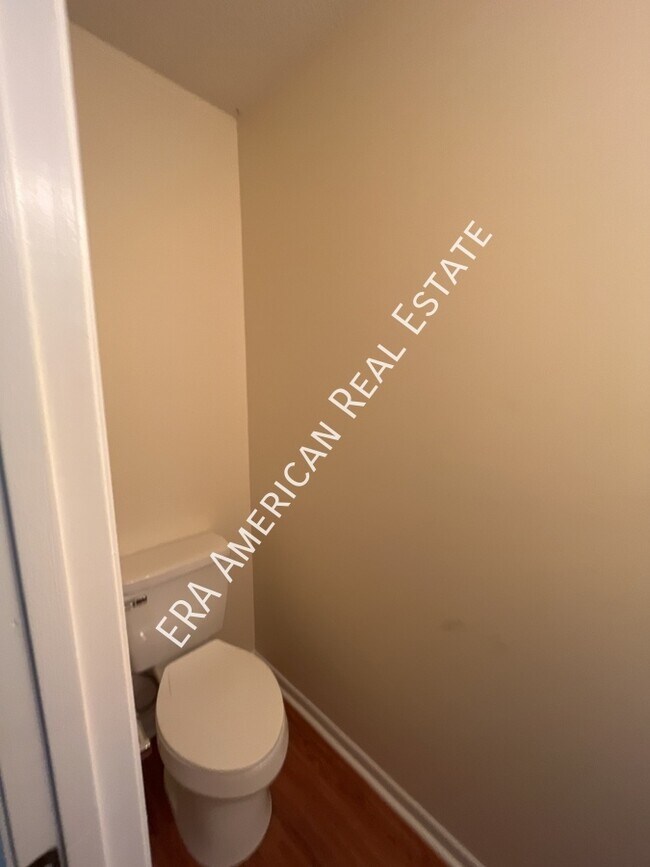 Photo - 132 5th Ave