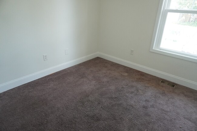 Photo - 308 N 30th St