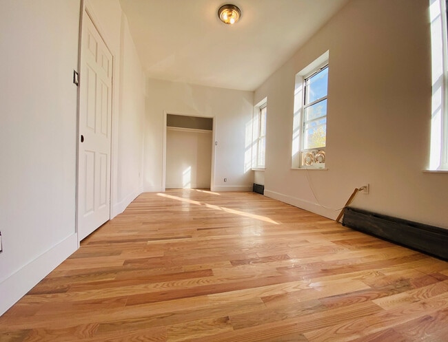 Photo - 273 Sumpter St Unidad 2