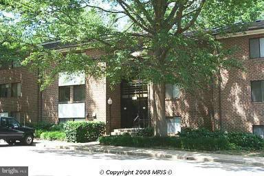 Building Photo - 1523 Northgate Square Unit 21B Rental