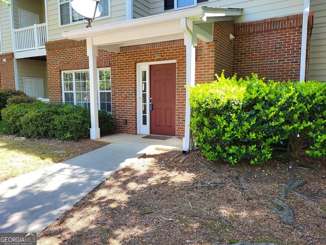 Building Photo - Located in Cobb - Minutes from the Battery... Rental