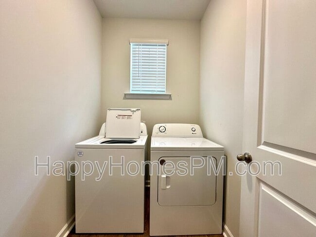 Photo - 646 Ladywood Dr