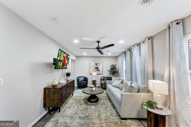 Photo - 3715 Clearwater Dr