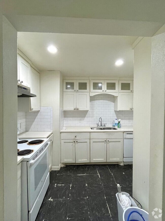 Building Photo - June drive Unit 3110 Rental
