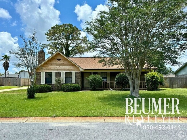 Building Photo - Adorable 3bd/2ba Home in SW Pensacola for ...