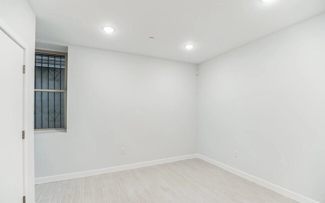 Photo - 2431-33 N 7th St Unit A