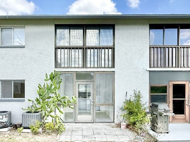 Photo - 11201 122nd Ave N