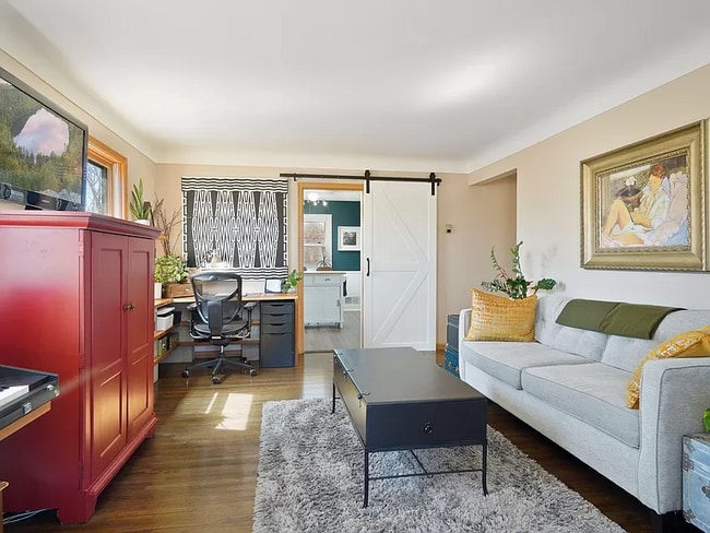 Photo - 5536 S 28th Ave