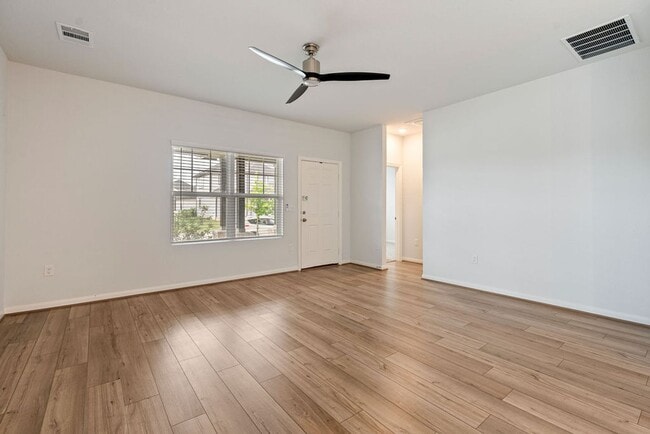 Photo - Beautiful 3 bedroom, 2 bathroom home in Hutto!!!