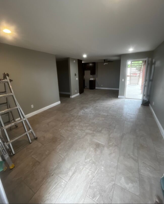 Photo - 937 Grand Ave Unit 1