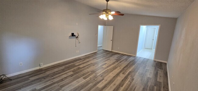 Photo - 6311 Dawnridge Dr