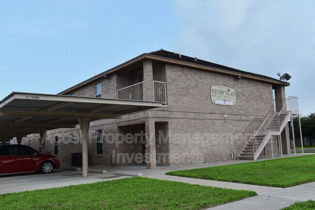 Photo - 811 French Unit 11