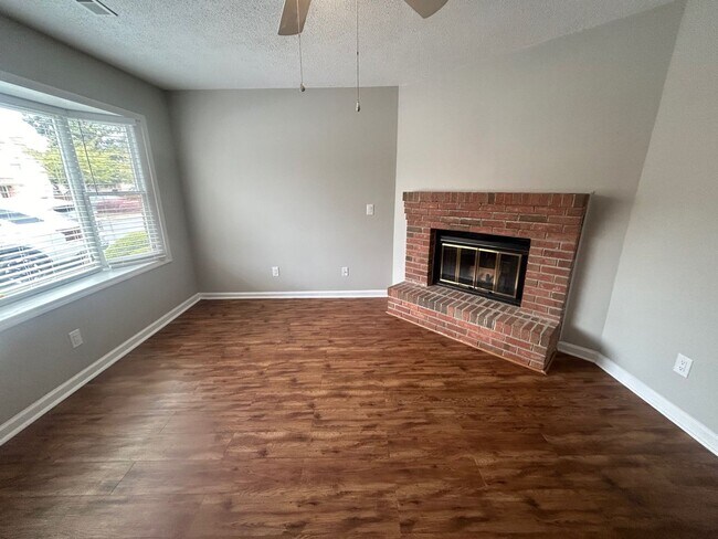 Photo - 940-403 Glenn Street, West Columbia SC 29169