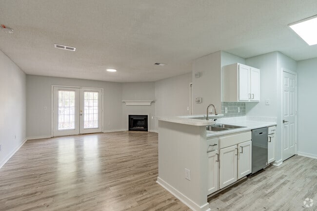 1HAB, 1BA - 766ft² - The Reserve of Byram