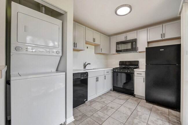 Photo - 20 Gant Cir Unit C