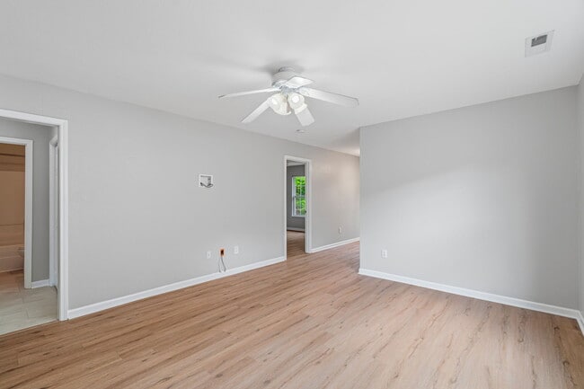 Photo - 10605 Missoula Way