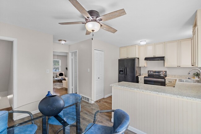 Photo - 4621 S Lowell Blvd