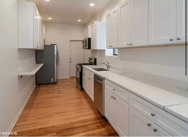 Photo - 4847 W Washington Blvd Unit 2