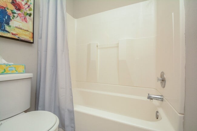 Photo - 5204 Breckenridge Dr