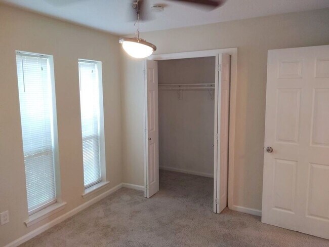 Photo - 2607 Quiver Ln