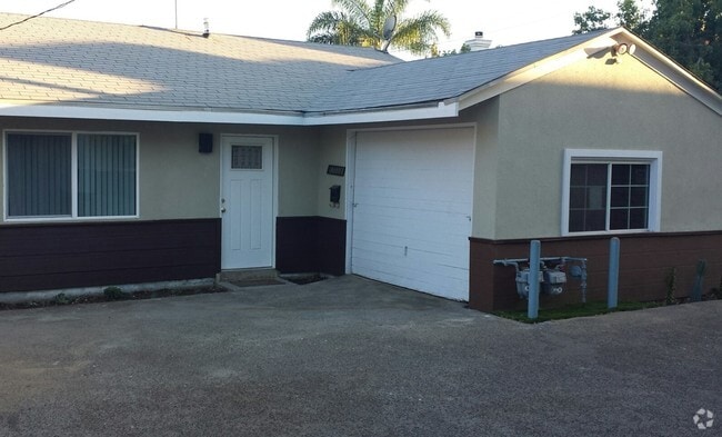 Building Photo - 17722 Kingsbury St Rental