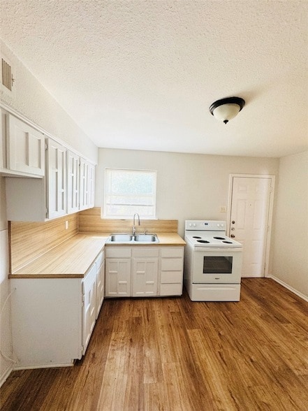 Photo - 3114 Healey Dr