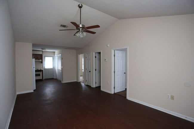 Photo - 2 Bedroom at Stadium Walk