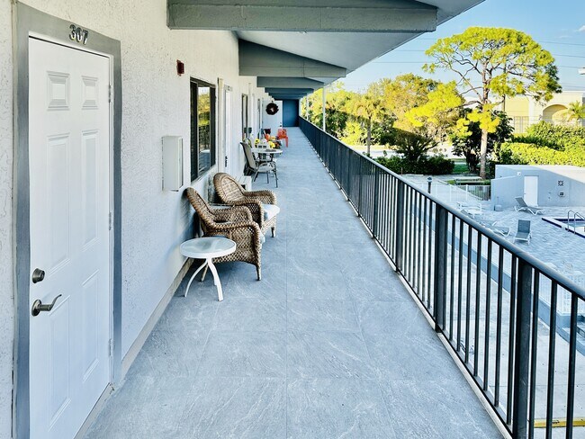 Photo - 826 Wiggins Pass Rd