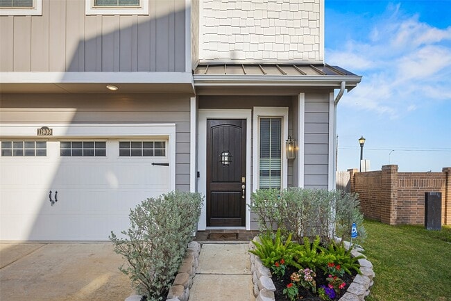 Photo - 11909 Primrose Creek Trail