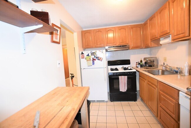 Photo - 33 Cogswell Ave Unidad 4