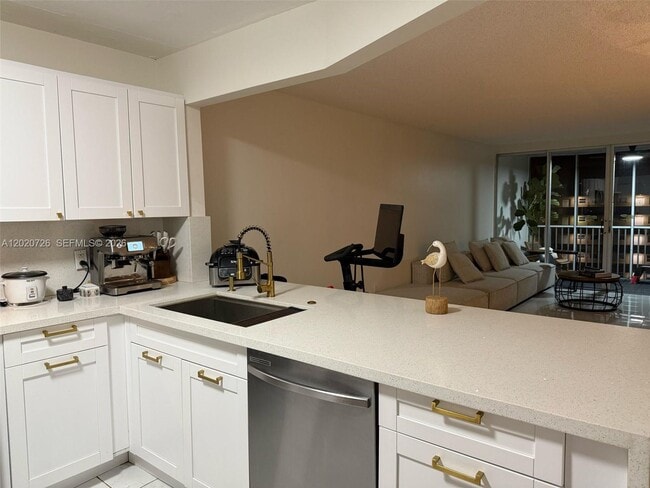 Photo - 1770 NE 191st St Unit 814-1