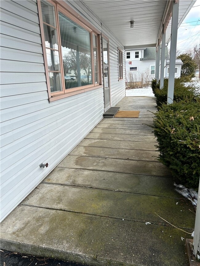 Photo - 1254 Charles St