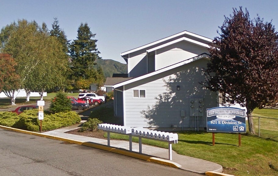 Photo - 821 E Division St