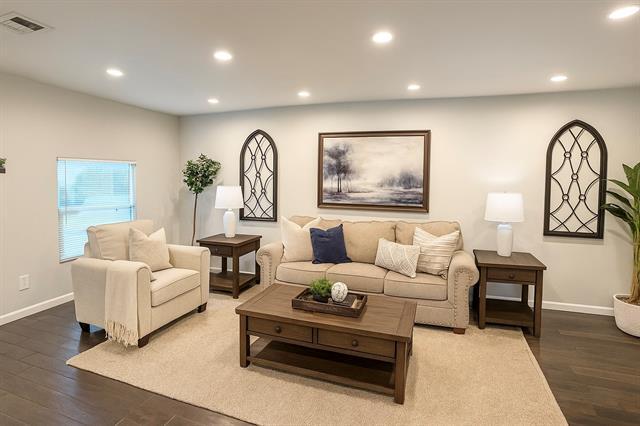 Photo - 129 Pecos St