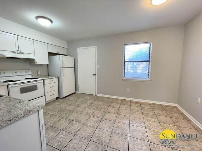 Photo - Great End-Unit Townhouse in Fort Walton Beach!