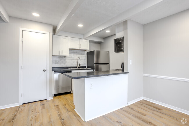 Interior Photo - Reynoldsburg Pointe Townhome