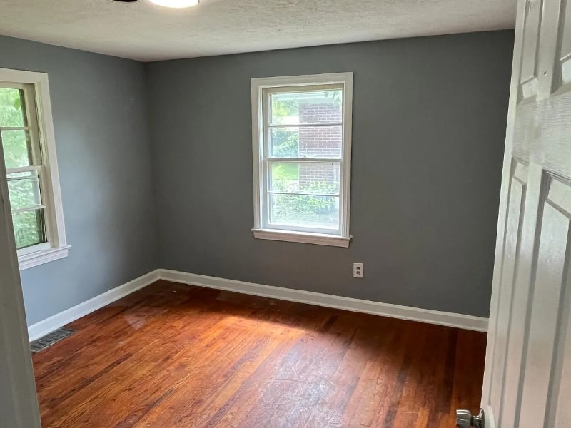 Photo - 4433 Lynnview Dr