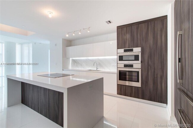 Photo - 851 NE 1st Ave Unit 3601