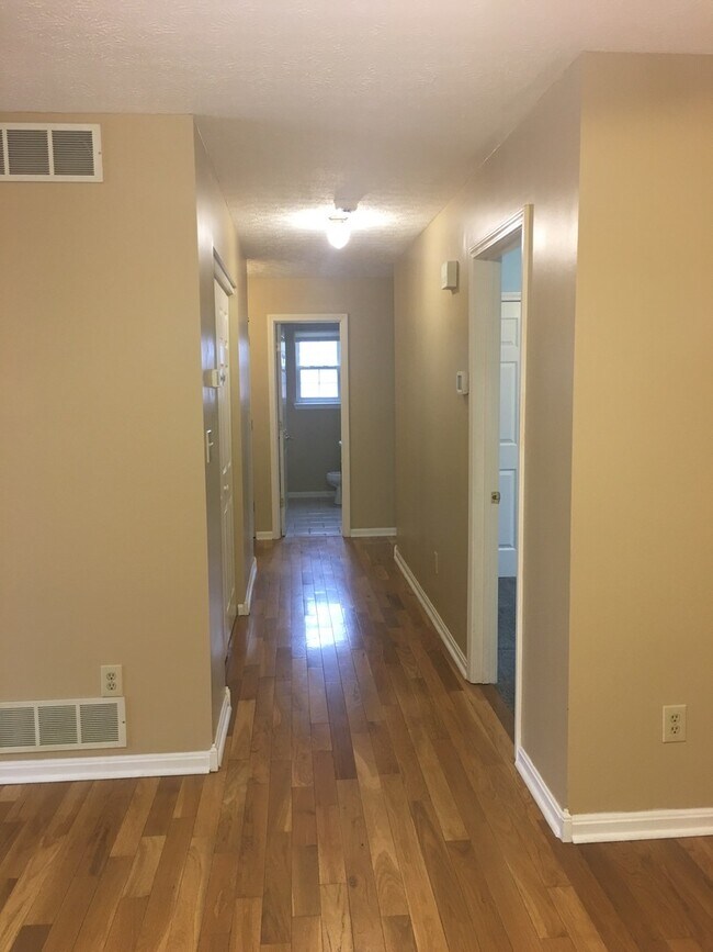 Photo - **New Paint**   **New Carpet**  Ready for YOU!!